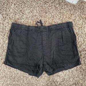 GAP shorts